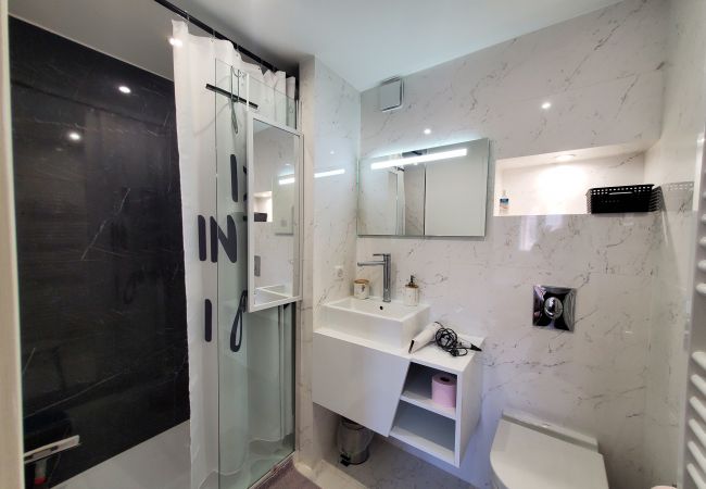 Apartment in Fréjus - FREJUS PLAGE 2 Rooms 32m2 Les Pins maritimes 4 People Balcony on garden Apartment in Fréjus - FREJUS PLAGE 2 Rooms 32m2 Les Pins maritimes 4 People Balcony on garden