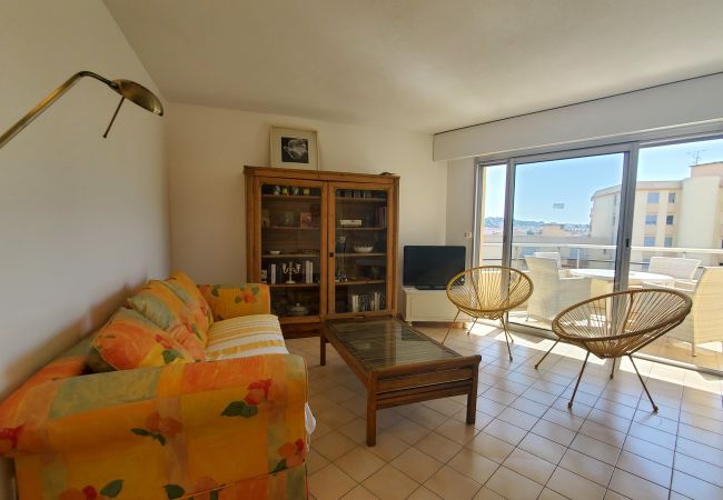 Studio in Fréjus - FREJUS PLAGE La Miougrano T1 Bis 36m2 Swimming Pool - Beach 150m away Beautiful Balcony 4 People