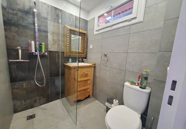 House in Fréjus - FREJUS Rare for rent house 3 bedrooms, 6 people, air-conditioned, 2 car parks, 2 kms from the beaches House in Fréjus - FREJUS Rare for rent house 3 bedrooms, 6 people, air-conditioned, 2 car parks, 2 kms from the beaches