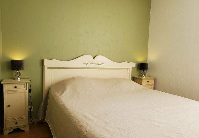 Apartment in Fréjus - Miougrano 3 Rooms Air Conditioned 48m2 Balcony, Swimming Pool, Parking, Close to Everything Apartment in Fréjus - Miougrano 3 Rooms Air Conditioned 48m2 Balcony, Swimming Pool, Parking, Close to Everything