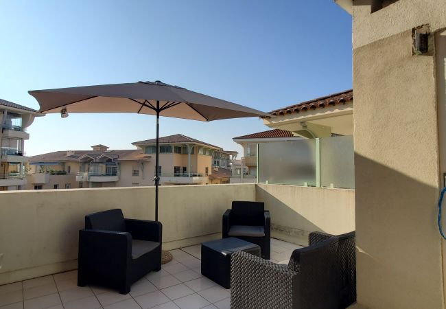  in Fréjus - Port FREJUS T2 39m2 air-conditioned Beautiful terrace Garden view Wifi Parking 4 People