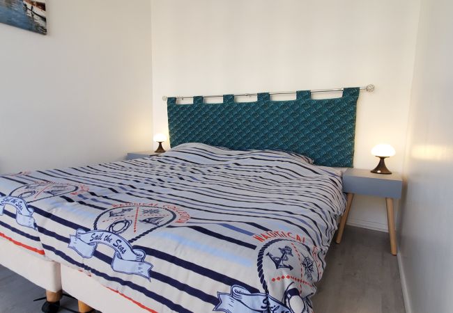 Apartment in Fréjus - Port-Fréjus, Cesaree Borghèse, 2/3 rooms 52m2, 4 beds, swimming pool, air-conditioned, parking, close access to the beach, large balcony for a pleasant stay in the sun, relaxation and leisure Apartment in Fréjus - Port-Fréjus, Cesaree Borghèse, 2/3 rooms 52m2, 4 beds, swimming pool, air-conditioned, parking, close access to the beach, large balcony for a pleasant stay in the sun, relaxation and leisure