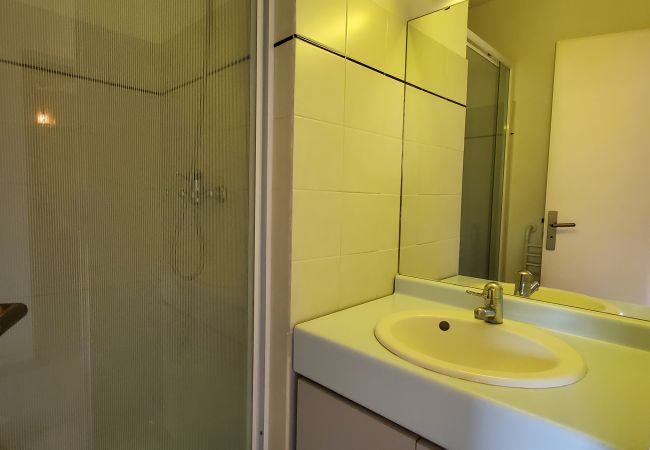 Apartment in Fréjus - Fréjus-Plage, 110m2, 3 bedrooms, 6 people, facing the sea, air conditioning and double garage Apartment in Fréjus - Fréjus-Plage, 110m2, 3 bedrooms, 6 people, facing the sea, air conditioning and double garage