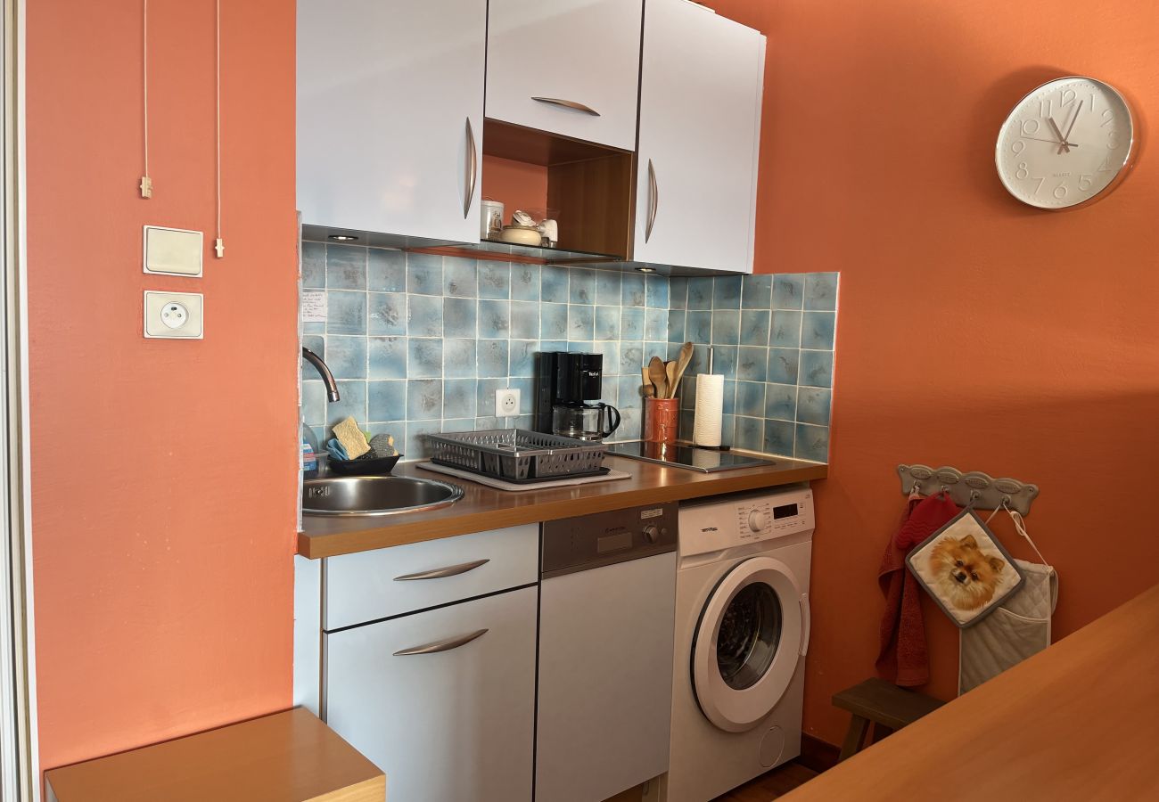 Studio in Fréjus - Residence Cap Hermès Studio 33m2 for 3 privileged, all comfort, sea view, air conditioning and parking