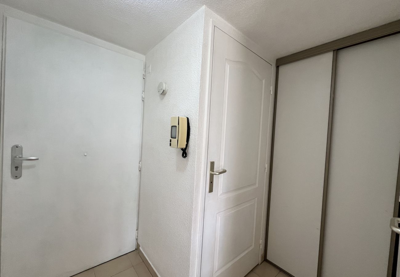 Studio in Fréjus - Port Frejus Quartier Latin 4, 100m from the beaches, Studio