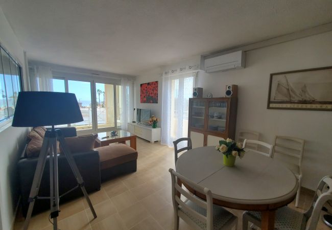 Apartamento en Fréjus - Port FREJUS Excepcional apartamento de 3 piezas de 64 m2 Balcón vista al mar, aire acondicionado, con piscina WIFI 6 Personas