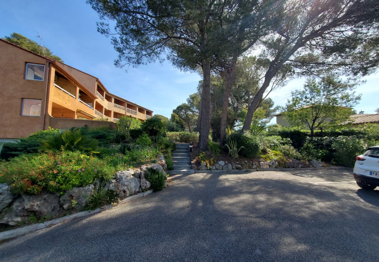 Apartamento en Saint Raphael - La Péguière 2 Habitaciones 27m2 jardín privado 400m de la playa