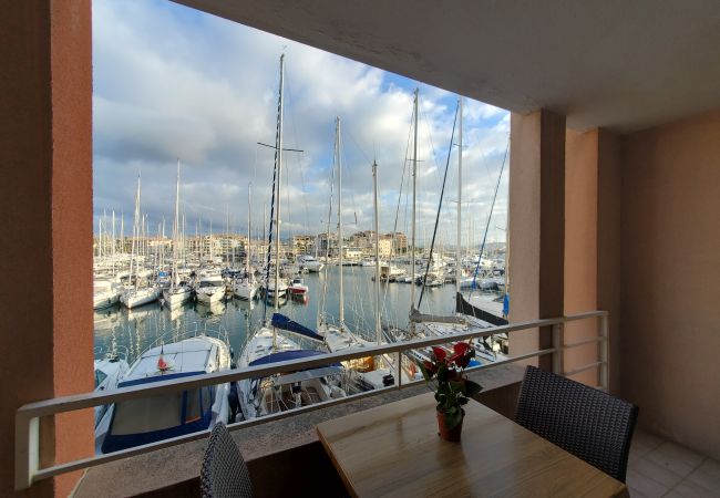 Estudio en Fréjus - Cap Hermès Studio Magnífica vista al puerto 30m2 climatizado 3 personas piscina playas parking