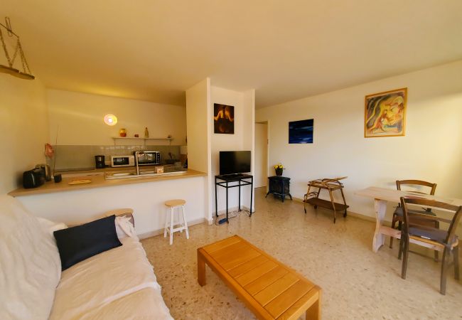 Apartamento en Fréjus - FREJUS PLAGE T2 Mediterranee 50m2 Climatizado Vista Mar Wifi 50m de las playas 4 Personas