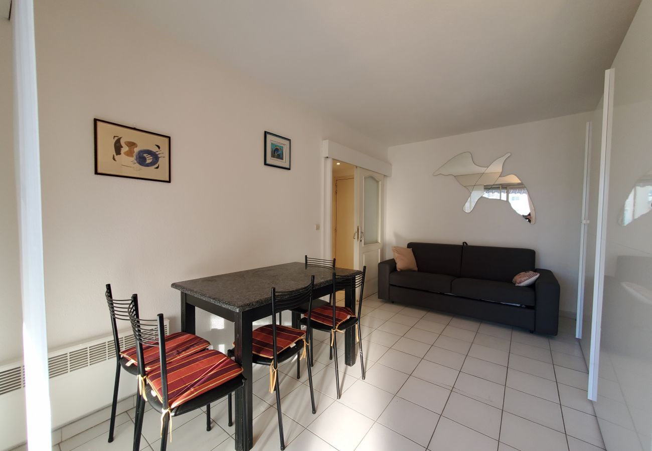 Apartamento en Fréjus - Port FREJUS T2 39m2 con aire acondicionado Hermosa terraza Vista al jardín Wifi Estacionamiento 4 Personas