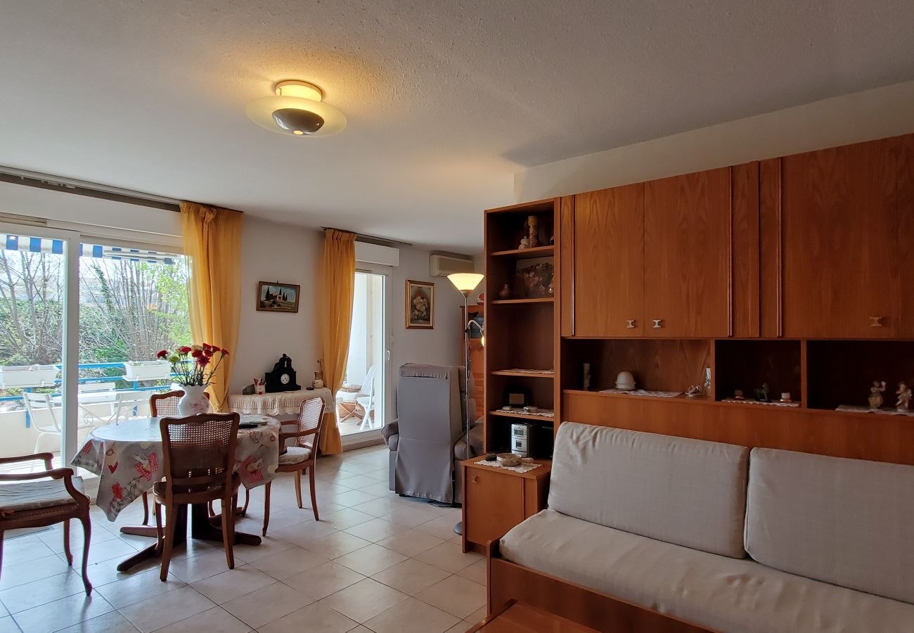 Apartamento en Fréjus - Fréjus Plage, Le Sextant, Gran T2 de 52m2, 3/4 personas, piscina, gran balcón, WIFI,sala de estar con aire acondicionado, a 400 m de la playa