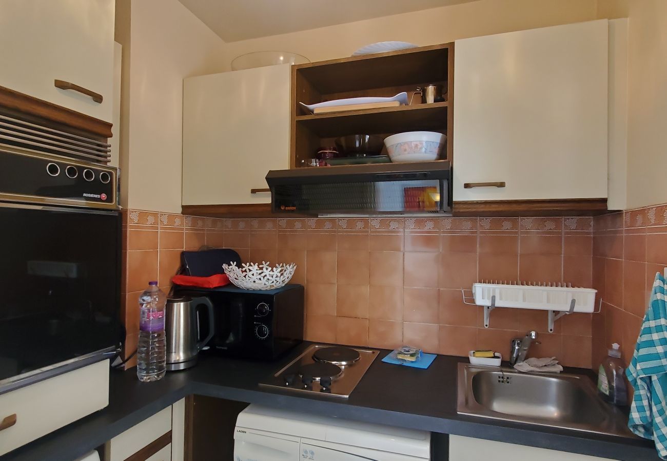 Estudio en Fréjus - Fréjus Plage, a 300 m de las playas de La Miougrano, estudio de 26 m2, 3 personas, balcón de 8 m2 con vistas al jardín, piscina