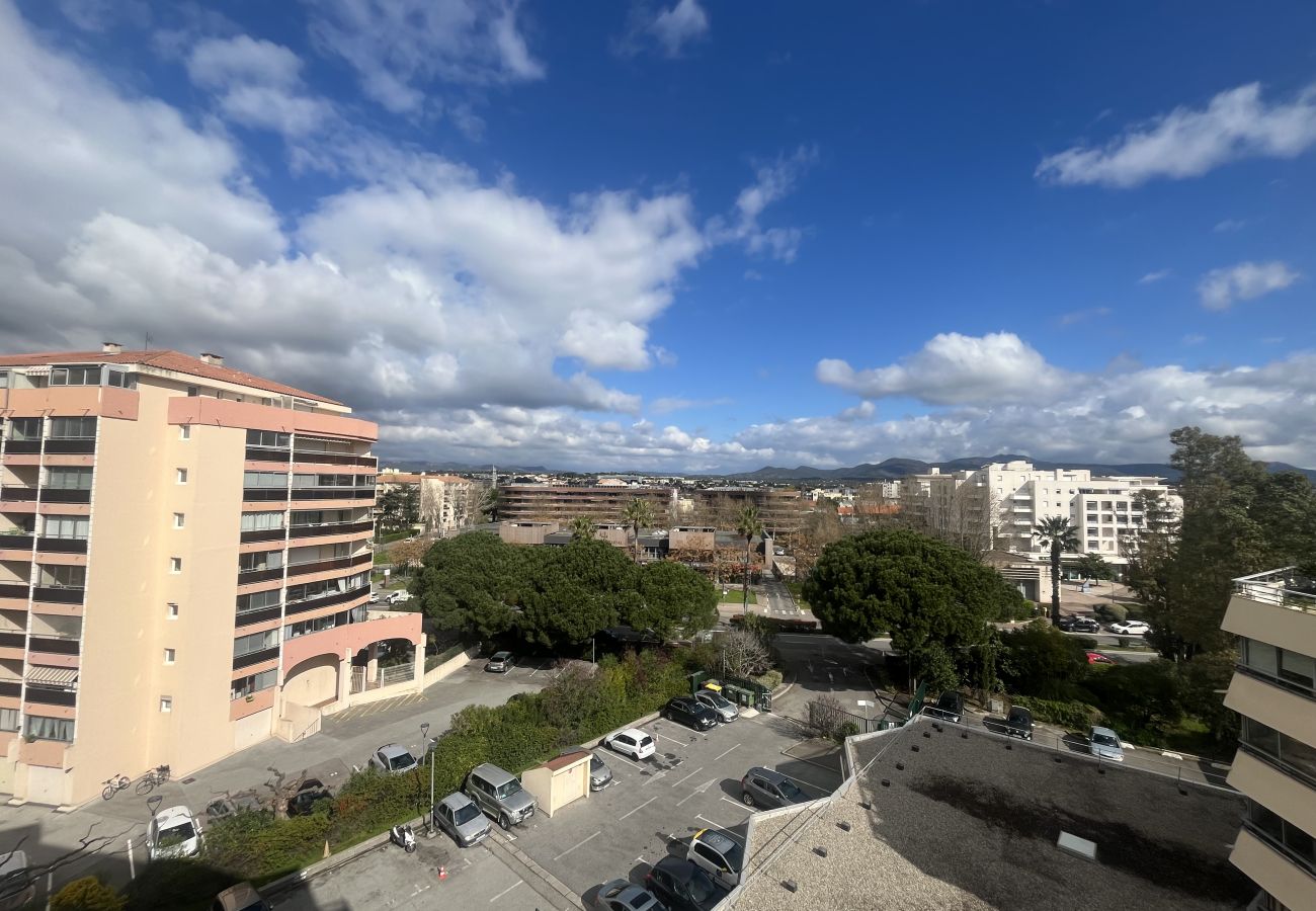 Estudio en Fréjus - Fréjus Plage, LA MIOUGRANO, estudio 25m2, 2 adultos, 2 niños, a 300m de las playas, piscina y balcón