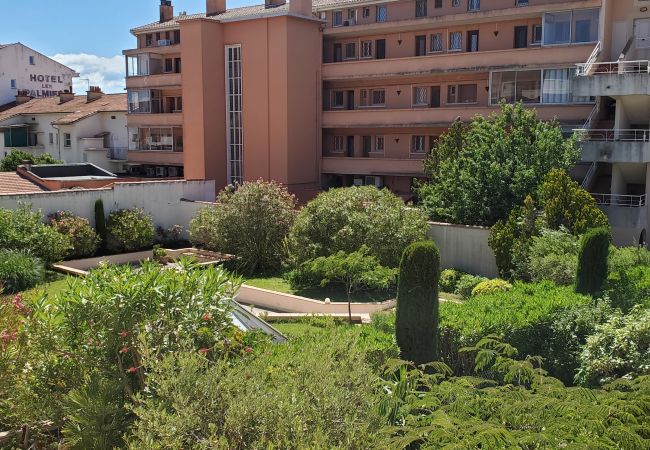 Apartamento en Fréjus - Fréjus-Plage, 110m2, 3 habitaciones, 6 personas, frente al mar, aire acondicionado y garaje doble Apartamento en Fréjus - Fréjus-Plage, 110m2, 3 habitaciones, 6 personas, frente al mar, aire acondicionado y garaje doble