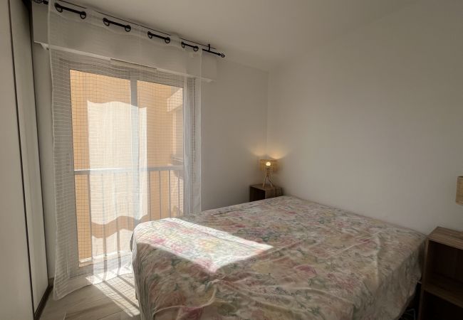 Apartamento en Fréjus - Le Capitole, magnífica vista al mar, apartamento de 1 dormitorio + camarote, 40m2, aire acondicionado y garaje. Apartamento en Fréjus - Le Capitole, magnífica vista al mar, apartamento de 1 dormitorio + camarote, 40m2, aire acondicionado y garaje.