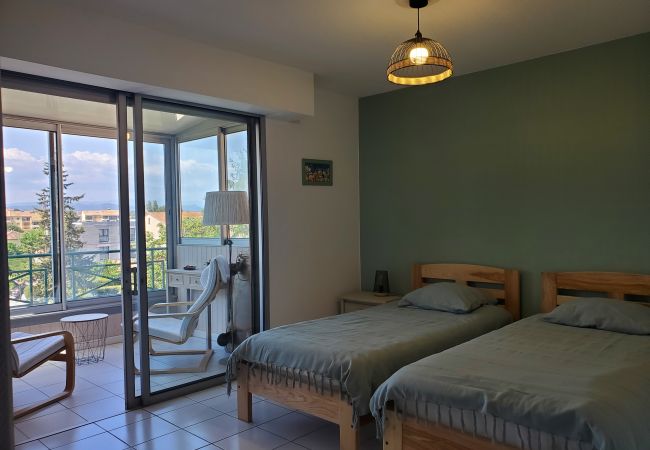 Appartamento a Fréjus - Port FREJUS 3 camere climatizzate 80m2 4 persone vicino alle spiagge e alla base naturale Appartamento a Fréjus - Port FREJUS 3 camere climatizzate 80m2 4 persone vicino alle spiagge e alla base naturale