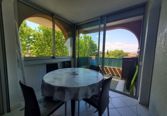 Appartamento a Fréjus - Port FREJUS 3 camere climatizzate 80m2 4 persone vicino alle spiagge e alla base naturale Appartamento a Fréjus - Port FREJUS 3 camere climatizzate 80m2 4 persone vicino alle spiagge e alla base naturale