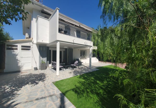 Appartamento a Fréjus - MAGNIFICO T2 58m2 climatizzato PORT FREJUS 4/5 P in zona residenziale, terrazzo, tranquillo e vicino a tutto