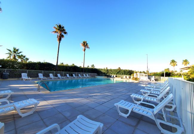 Appartamento a Fréjus - CAP HERMES Magnifico alloggio climatizzato 6 posti letto Vista mare accesso diretto alla spiaggia con parcheggio nel seminterrato Appartamento a Fréjus - CAP HERMES Magnifico alloggio climatizzato 6 posti letto Vista mare accesso diretto alla spiaggia con parcheggio nel seminterrato