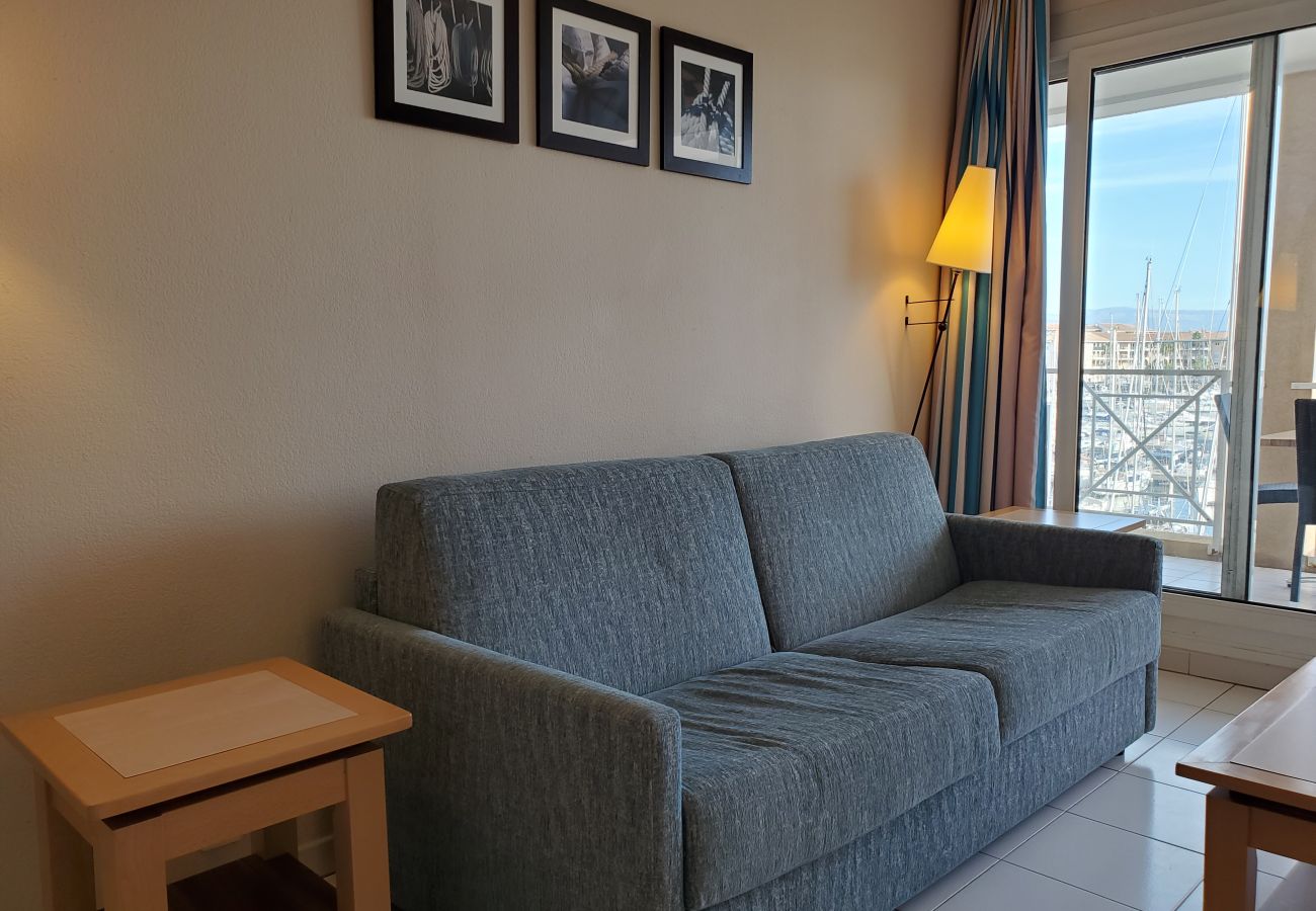 Appartamento a Fréjus - CAP HERMES T2 climatizzato, WIFI 40m2 con balcone vista Port 4 Persone Parcheggio nel seminterrato