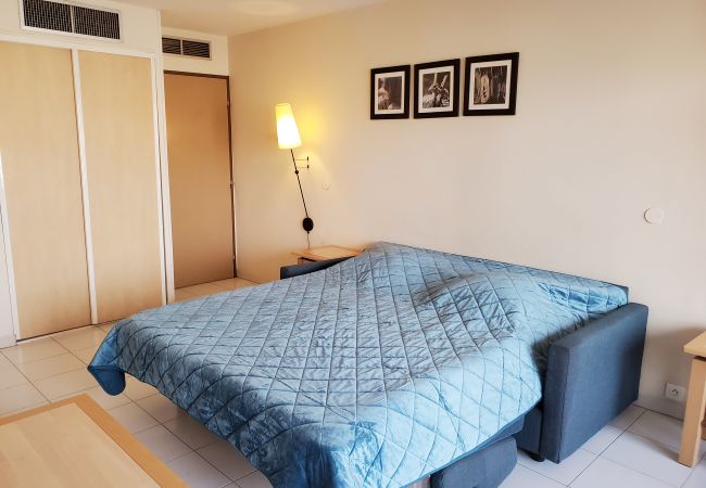 Studio a Fréjus - Cap Hermès Studio Port View 31m2 climatizzato WIFI 3 persone piscina spiagge parcheggio Studio a Fréjus - Cap Hermès Studio Port View 31m2 climatizzato WIFI 3 persone piscina spiagge parcheggio