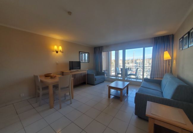 Studio a Fréjus - Cap Hermès Studio Port View 31m2 climatizzato WIFI 3 persone piscina spiagge parcheggio Studio a Fréjus - Cap Hermès Studio Port View 31m2 climatizzato WIFI 3 persone piscina spiagge parcheggio
