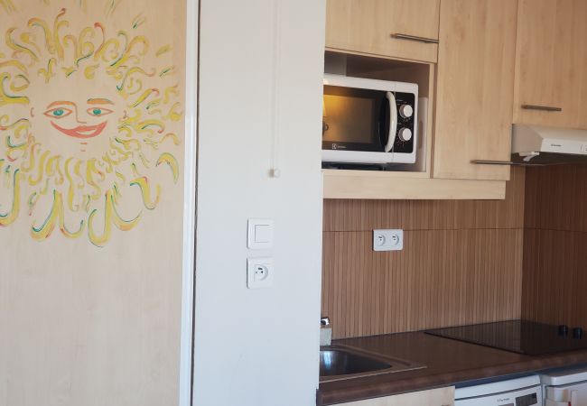 Studio a Fréjus - Cap Hermès Studio Port View 31m2 climatizzato WIFI 3 persone piscina spiagge parcheggio Studio a Fréjus - Cap Hermès Studio Port View 31m2 climatizzato WIFI 3 persone piscina spiagge parcheggio