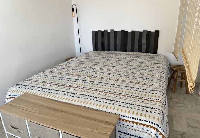 Studio a Fréjus - Fréjus Plage, monolocale 30m2, 4 persone, aria condizionata, wifi ad alta velocità, parcheggio privato, balcone Studio a Fréjus - Fréjus Plage, monolocale 30m2, 4 persone, aria condizionata, wifi ad alta velocità, parcheggio privato, balcone