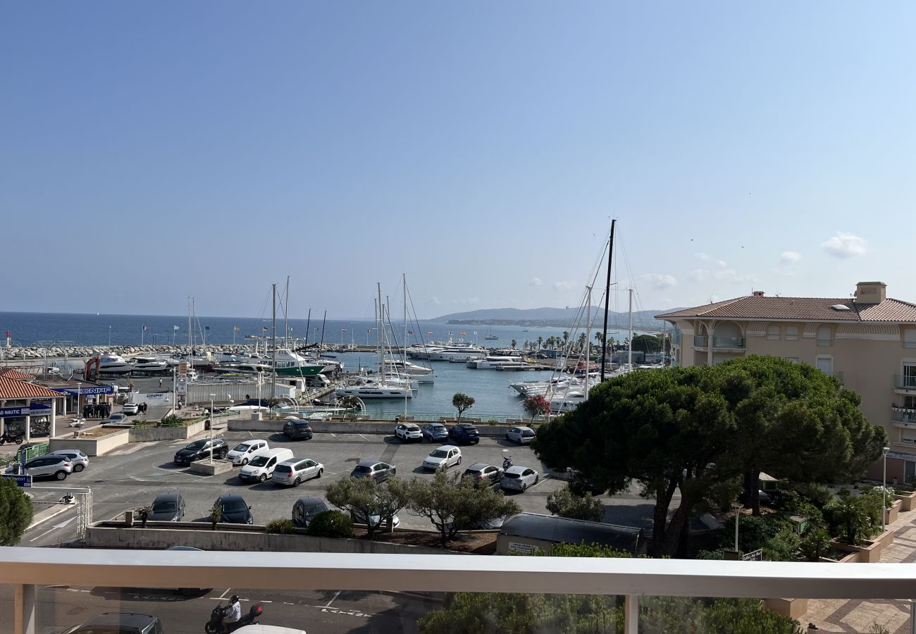 Appartamento a Fréjus - Le Capitole, magnifica vista mare, appartamento con 1 camera da letto + cabina, 40m2, aria condizionata e garage
