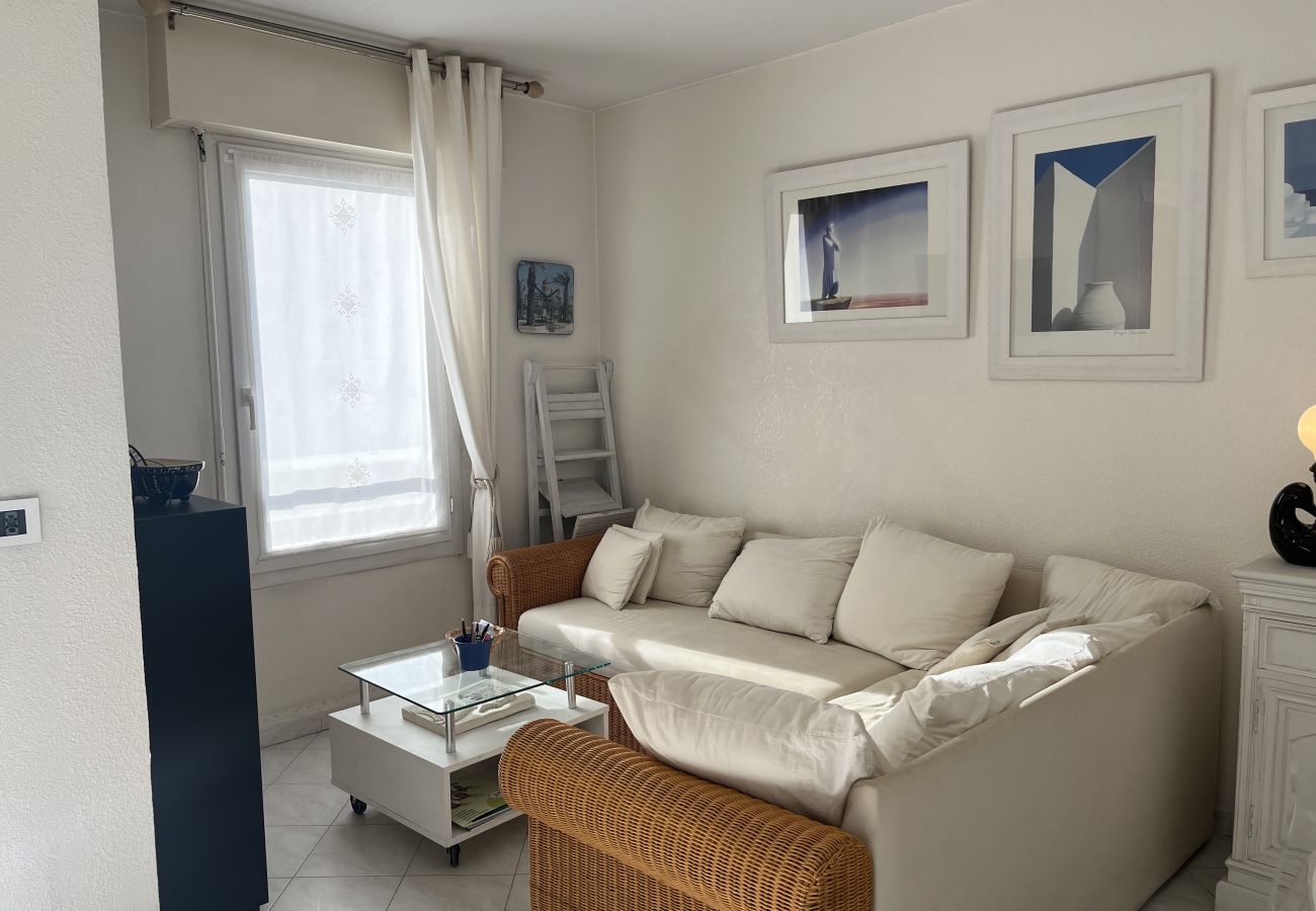 Appartamento a Fréjus - Port Fréjus, Les Rives Latines, a 100 m dalle spiagge, vista porto, appartamento con 1 camera da letto, 40 m², 4 posti letto, aria condizionata, garage