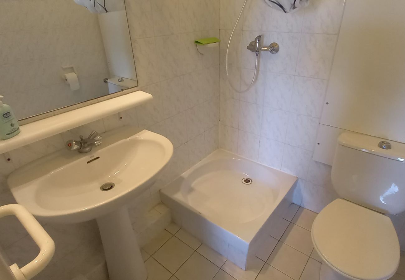 Appartamento a Fréjus - OPEN Residence, appartamento con 1 camera da letto (41 m²), 5 posti letto, vicino al porto, alle spiagge, alla piscina, parcheggio privato