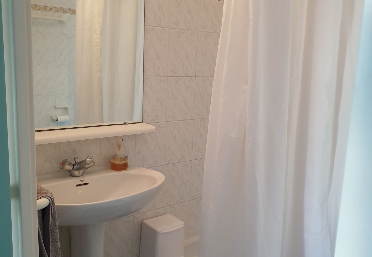 Appartement à Fréjus - Port Fréjus Résidence OPEN 2 Pièces 41 m2 4 Personnes Balcon avec vue sur la piscine