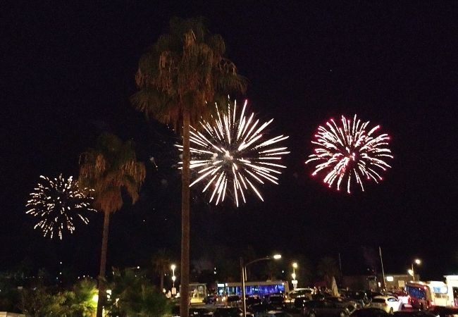 Appartement à Fréjus - Port FREJUS Appartement d'exception  3 Pièces de 64 m2 Balcon vue mer, climatisé, avec piscine WIFI 6 Personnes Appartement à Fréjus - Port FREJUS Appartement d'exception  3 Pièces de 64 m2 Balcon vue mer, climatisé, avec piscine WIFI 6 Personnes