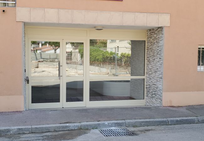 Appartement à Fréjus - FREJUS PLAGE 2 Pièces 32m2 Les Pins maritimes 4 Personnes Balcon sur jardin