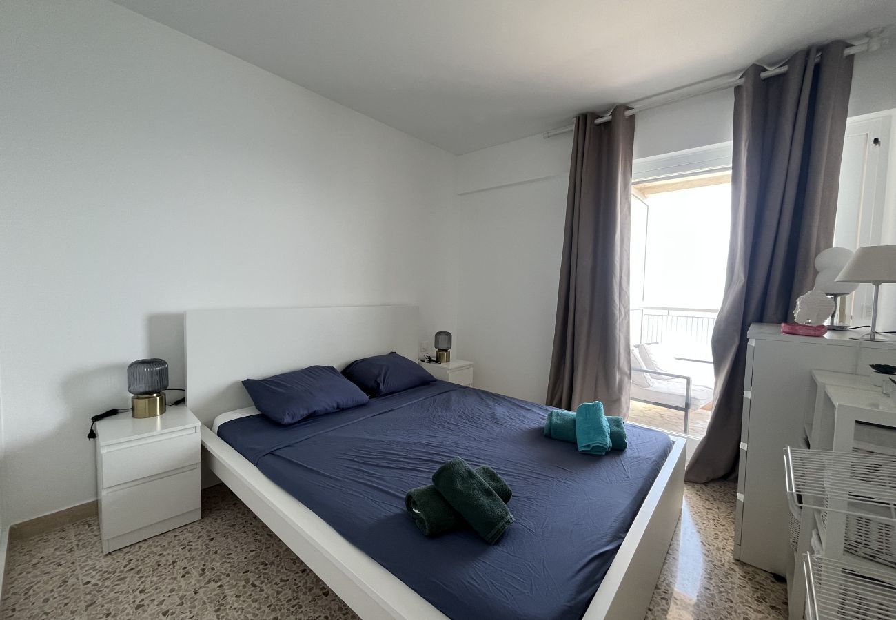 Appartement à Fréjus - FREJUS PLAGE 10ème étage T2 4 pers vue mer panoramique à 180°- 1 chambre - parking 