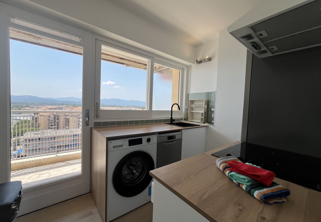 Appartement à Fréjus - FREJUS PLAGE 10ème étage T2 4 pers vue mer panoramique à 180°- 1 chambre - parking 