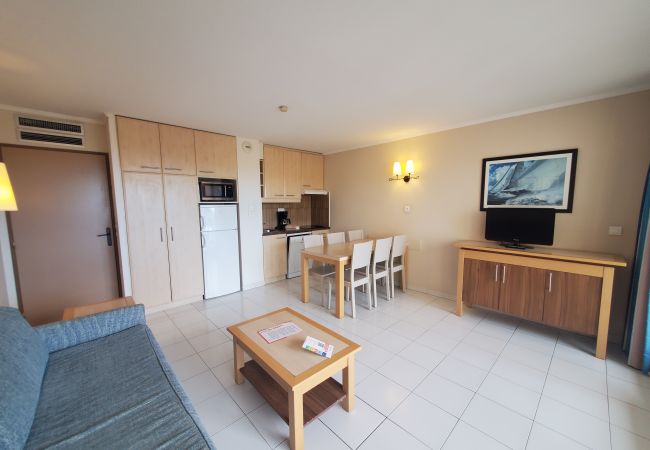 Appartement à Fréjus - CAP HERMES Magnifique logement climatisé 6 couchages Vue mer accès direct Plage avec Parking en sous-sol Appartement à Fréjus - CAP HERMES Magnifique logement climatisé 6 couchages Vue mer accès direct Plage avec Parking en sous-sol