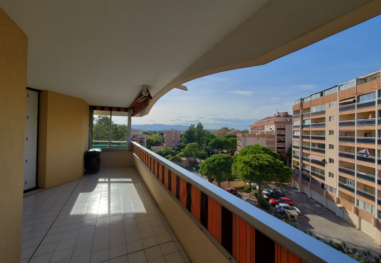 Appartement à Fréjus - Miougrano 3 Pièces Climatisé 48m2 Balcon, Piscine, Parking, Proche de tout