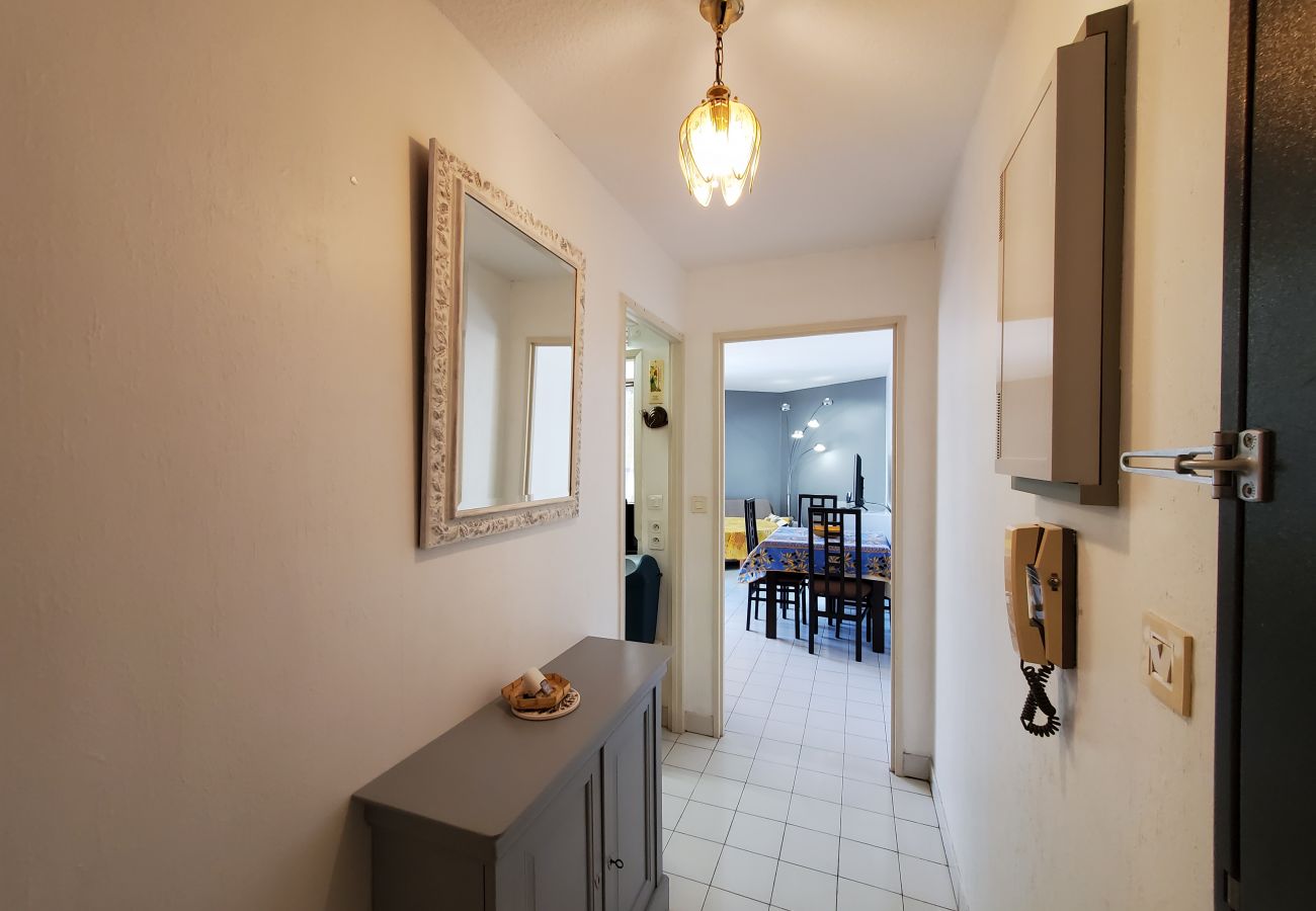 Appartement à Fréjus - Miougrano 3 Pièces Climatisé 48m2 Balcon, Piscine, Parking, Proche de tout