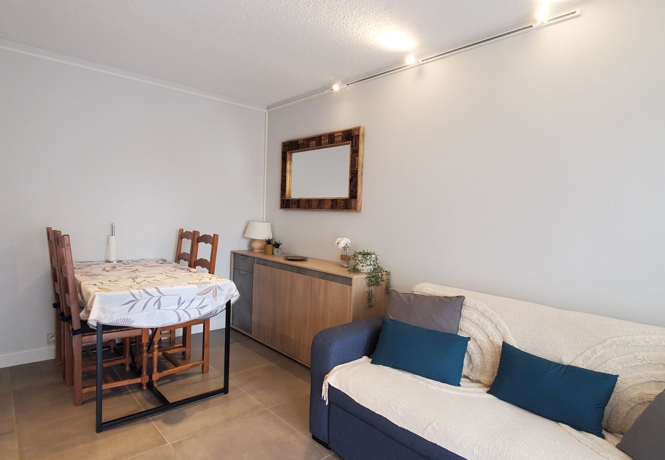 Appartement à Fréjus - Port Fréjus, Le Pré Saint Armand T2, 4 personnes, 38 m2, climatisé et parking privé