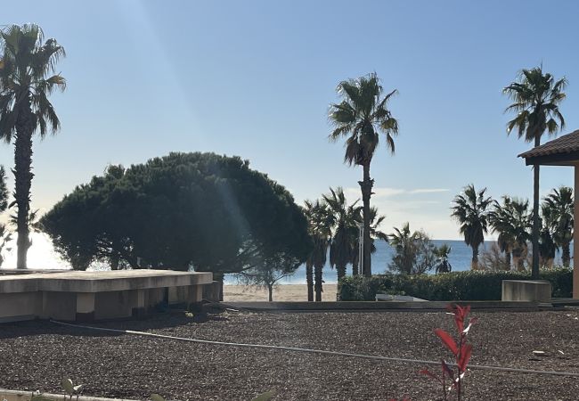 Appartement à Fréjus - Résidence Cap Hermès, T2/3, 40m2, 4-5 pers,  grande terrasse vue mer, climatisé, parking privatif, piscine Appartement à Fréjus - Résidence Cap Hermès, T2/3, 40m2, 4-5 pers,  grande terrasse vue mer, climatisé, parking privatif, piscine