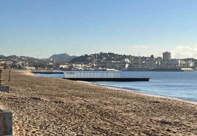 Appartement à Fréjus - Fréjus Plage, Le Méditerranée, Grand T2, 56 m2, 4 personnes, Vue Mer  Appartement à Fréjus - Fréjus Plage, Le Méditerranée, Grand T2, 56 m2, 4 personnes, Vue Mer