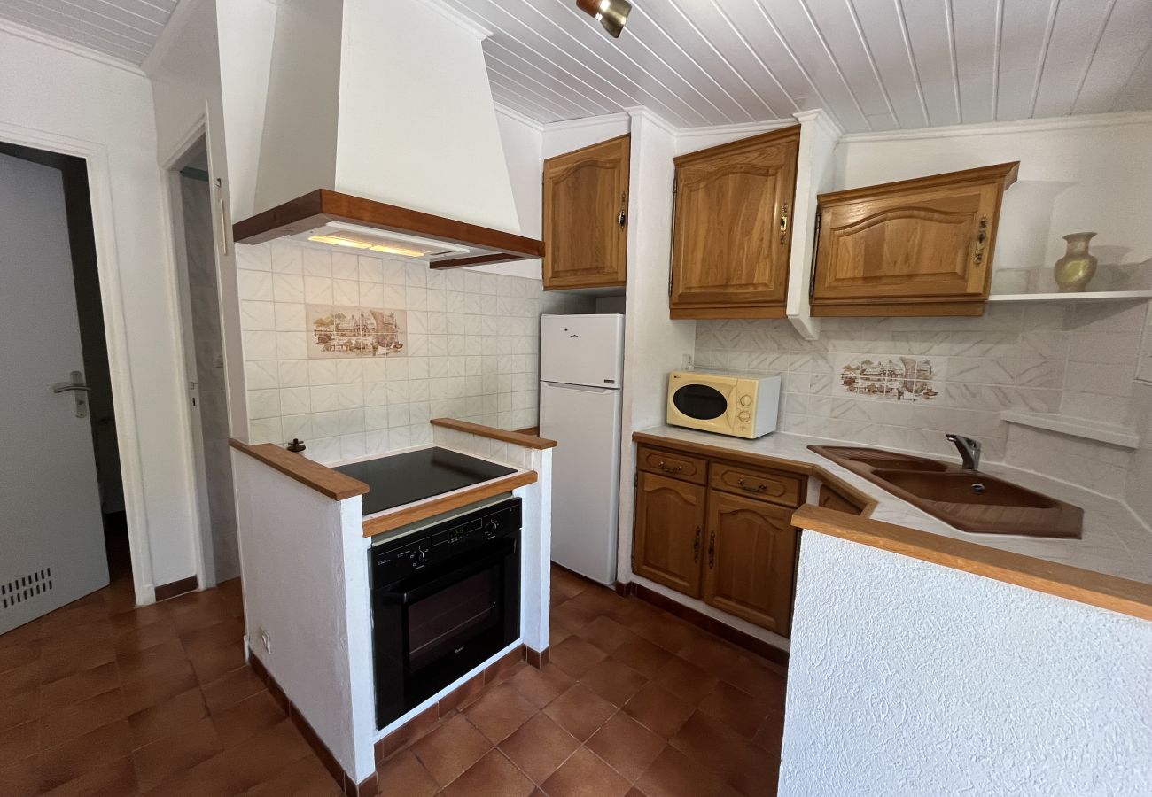 Maison à Fréjus - Fréjus Plage - 5mins à pied des plages - Maisonette avec jardin, 4p, au calme absolu
